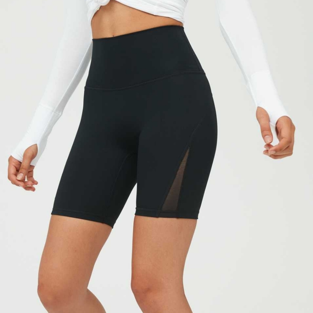 NWT Aerie Offline Goals Mesh Bike Short